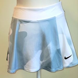 NIKE Small Tennis Skirt NWT